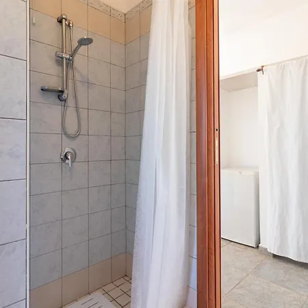 Apartment Terre Di Caanthea